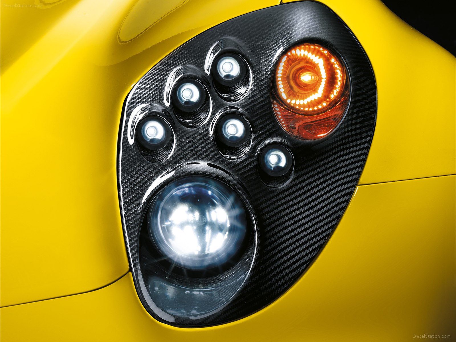 Alfa Romeo 4C Spider 2015